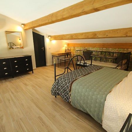 הוילה Saint-Étienne-du-Grès Loft Lou Pitchoun מראה חיצוני תמונה